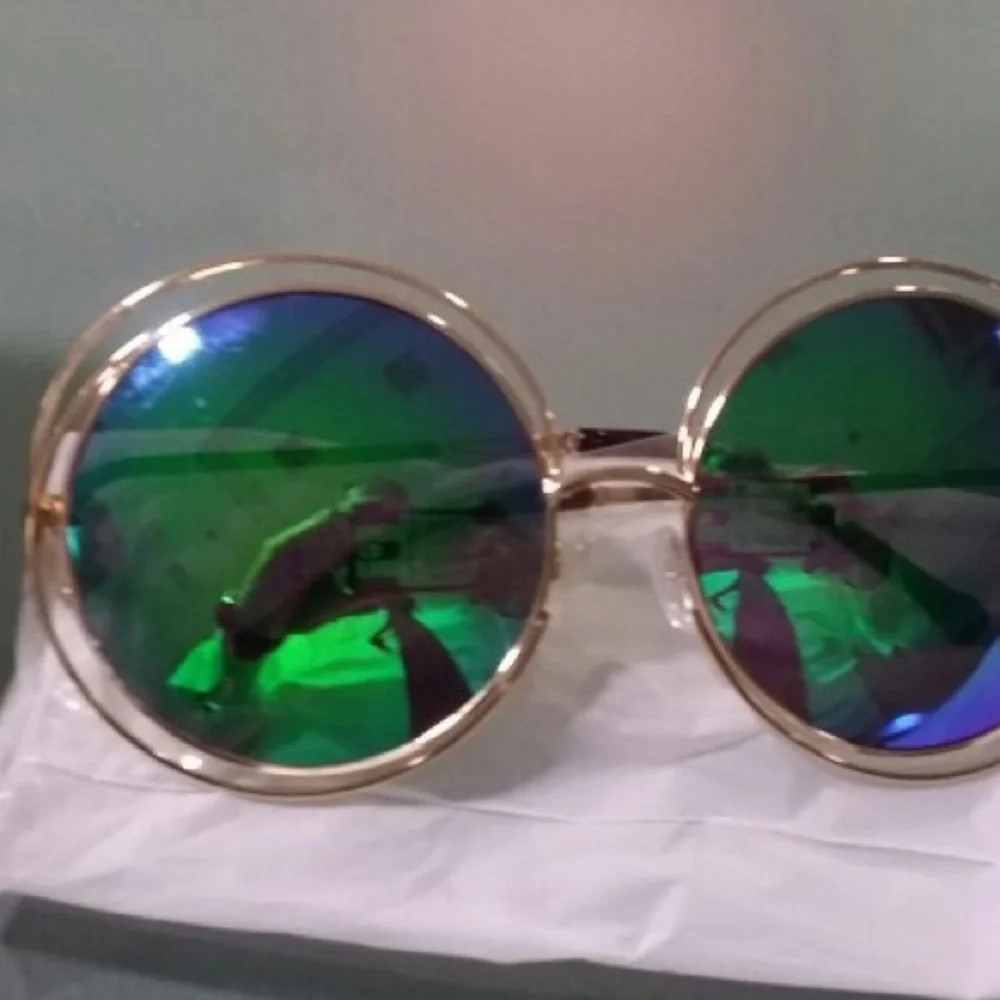 ✨FASHION WEEK GREEN OVERSIZED MIRROR  SUNGLASSES